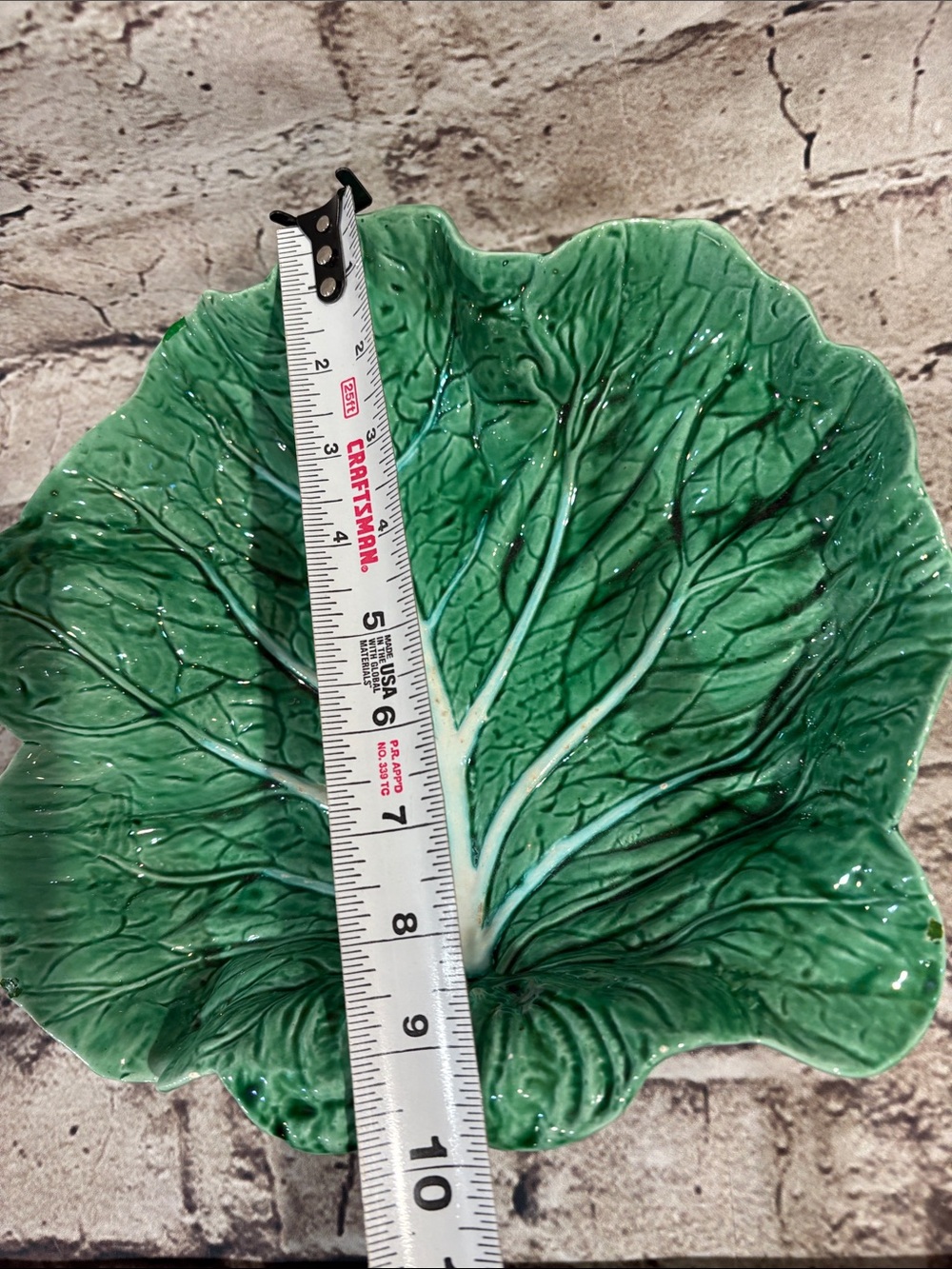 VTG- Bordallo Pinheiro Cabbage Leaf Serving Bowl - Picture 12 of 16